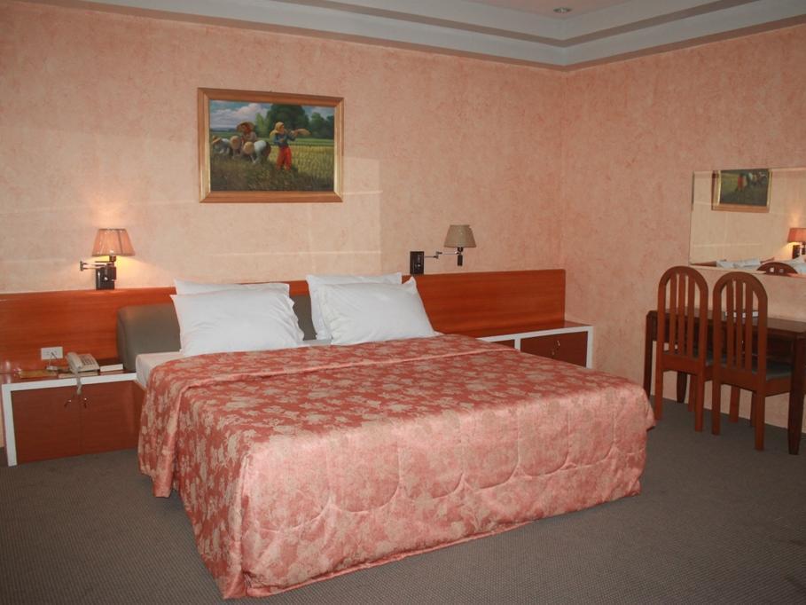 Hotel Elena Davao ภายนอก รูปภาพ